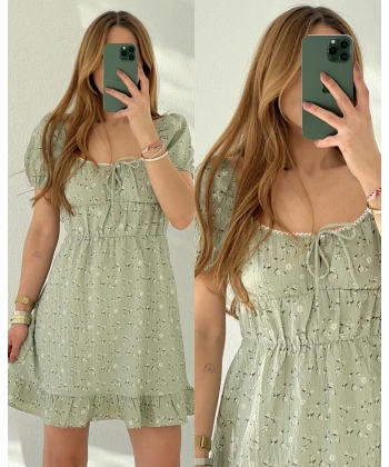 Papatya Desenli Elbise