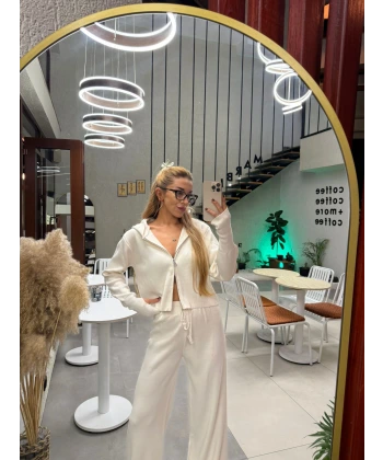 Parmak Geçmeli Kapüşonlu Triko Takım