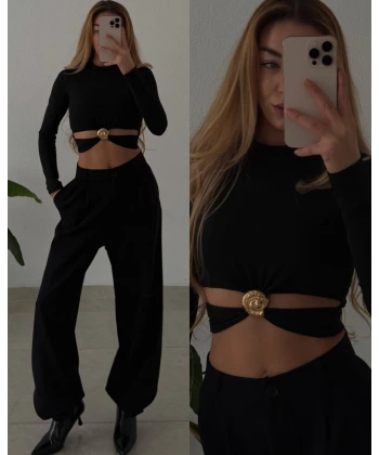 Pencereli Salyangoz Aksesuarlı Uzun Kollu Crop