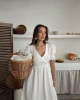 Kadın  Ekru V Yaka Beli Lastikli Büzgülü Bej Müslin Kumaş Kısa Kol Elbise