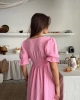 Kadın Pembe V Yaka Beli Lastikli Büzgülü Müslin Kumaş Kısa Kol Elbise