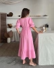 Kadın Pembe V Yaka Beli Lastikli Büzgülü Müslin Kumaş Kısa Kol Elbise
