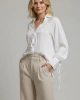Kadın Beyaz Bağlamalı Detaylı V Yaka Gömlek