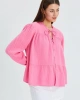 Kadın Pembe Müslin Kumaş Yakası Bağcıklı Önü Düğmeli Volanlı Gömlek Bluz