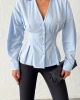 Kadın Mavi Belden Oturtmalı Pens Detaylı Beli Pileli Şık Düğmeli V Yaka Gömlek