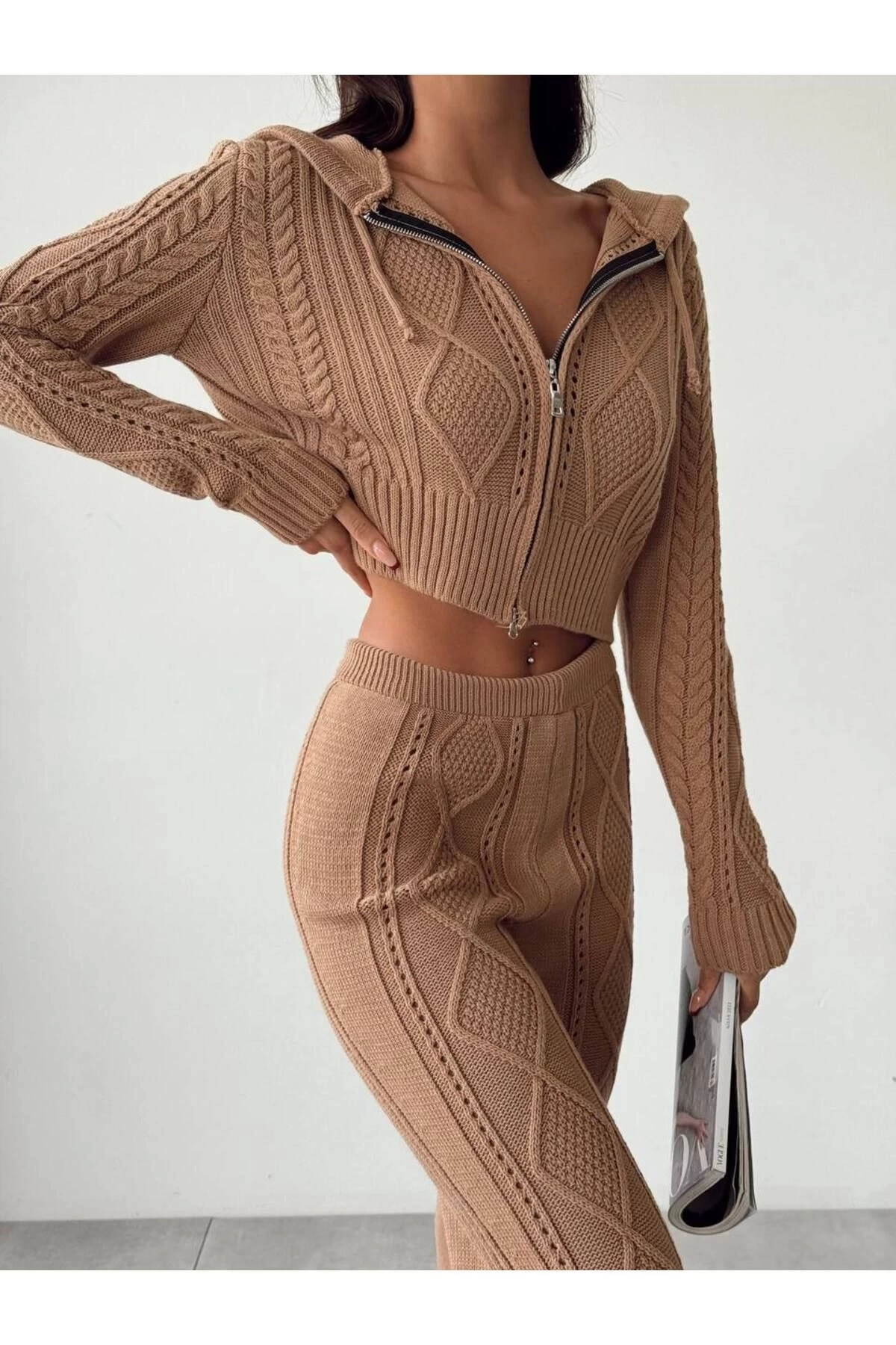 Kadın Kapşonlu Fermuarlı Crop Hırka Pantolon Alt Üst Triko Takım - Kahve S/m