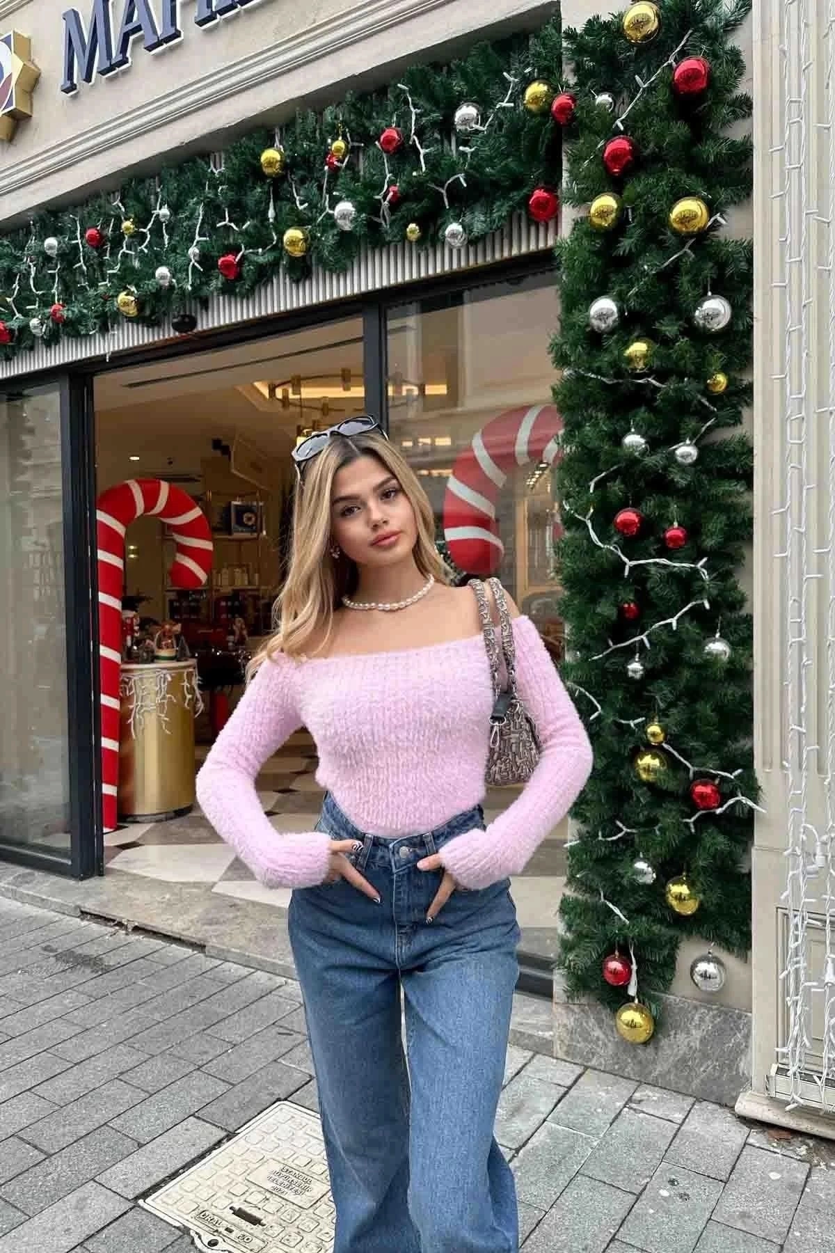 Kadın Pembe Kayık Yaka Triko Yumoş Kazak