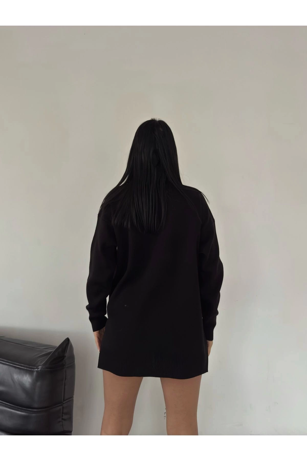 Kadın Siyah Oversize Ayıcıklı Oversize Balıkçı Yaka Triko Kazak