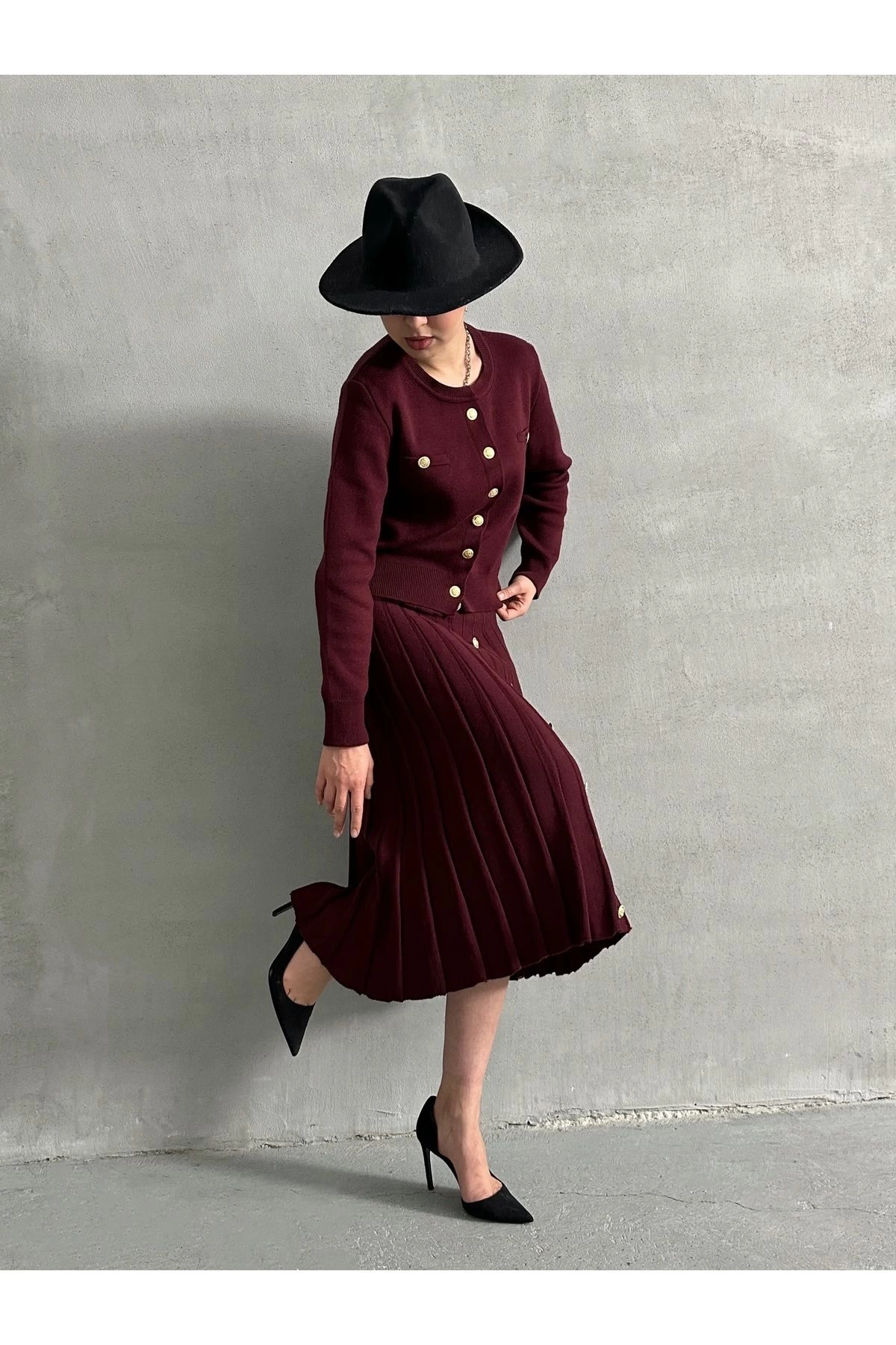 Kadın Bordo Düğme Detaylı Hırka Midi Etek Ikili Triko Takım S/m