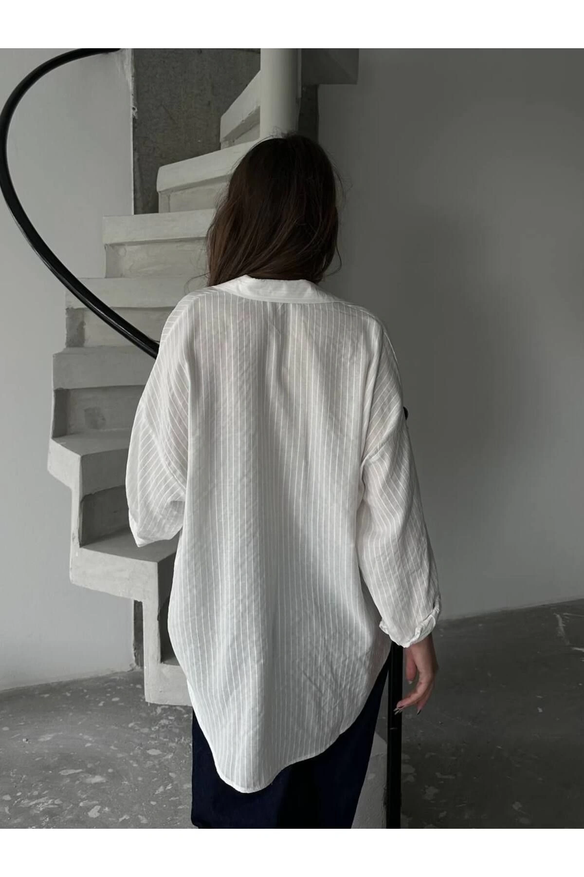 Kadın Ekru Premium Kalite Çizgili Oversize Tiril Gömlek