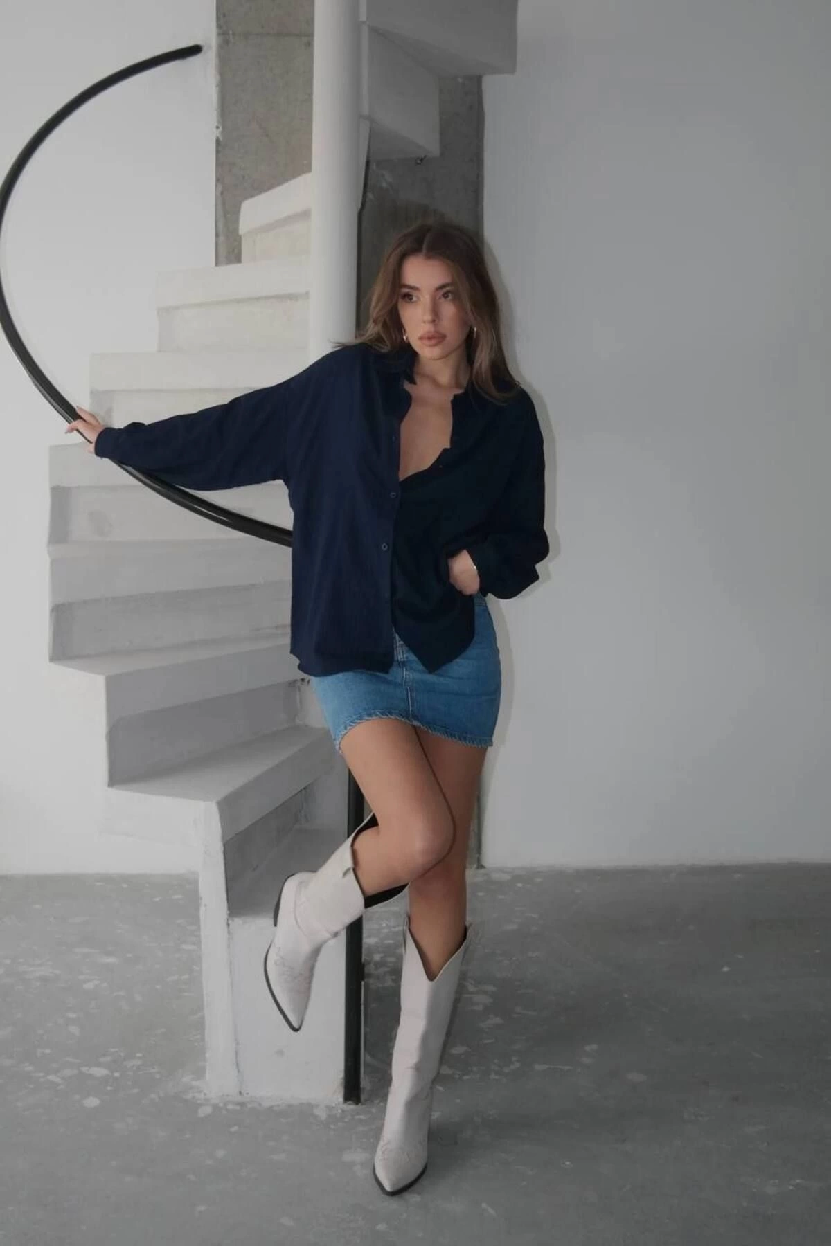 Kadın Siyah Premium Kalite Çizgili Oversize Tiril Gömlek