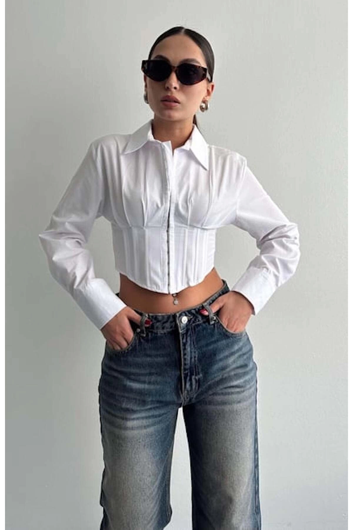 Kadın Fit Kesim Korse Detay Dokuma Crop Gömlek - Beyaz