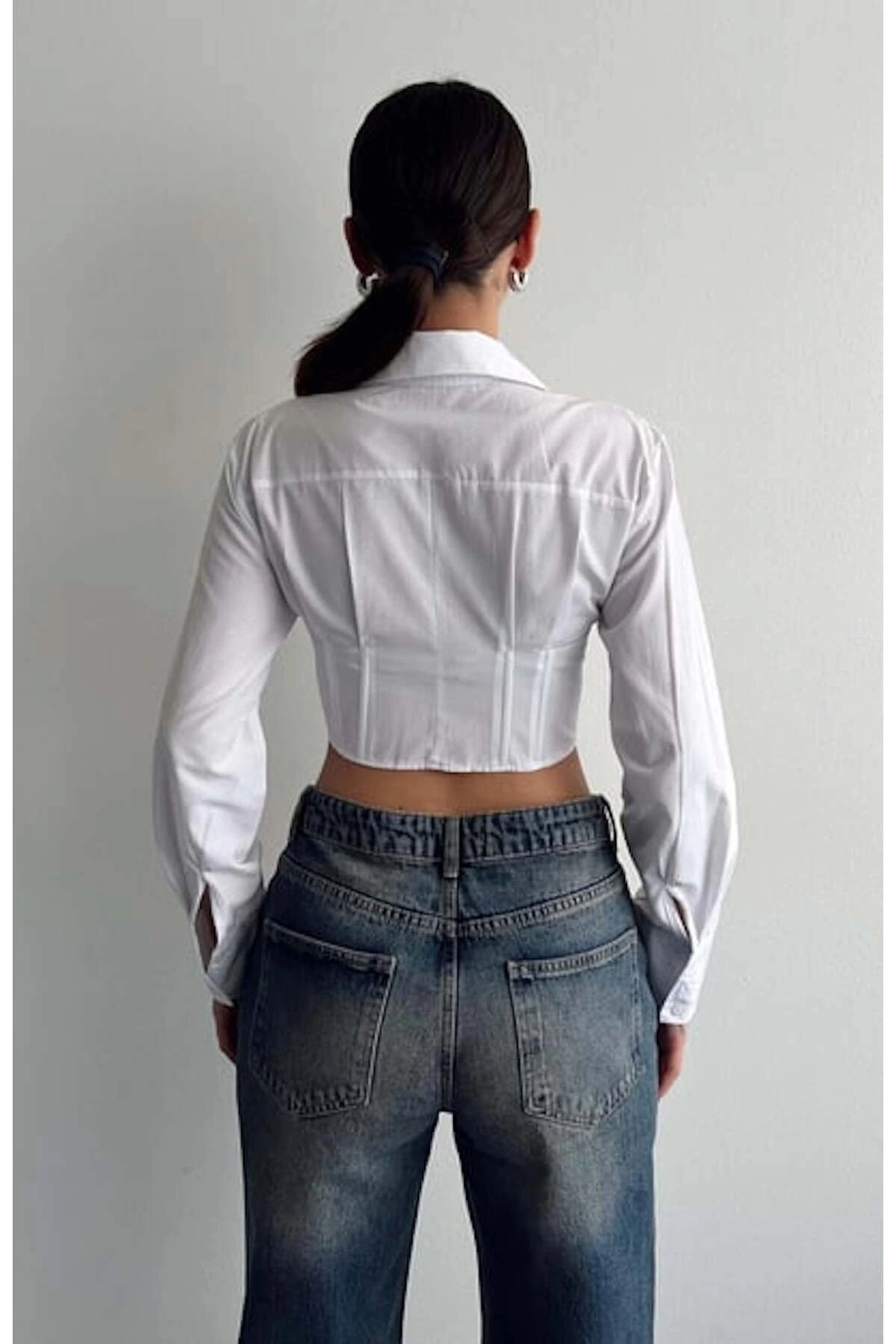 Kadın Fit Kesim Korse Detay Dokuma Crop Gömlek - Beyaz
