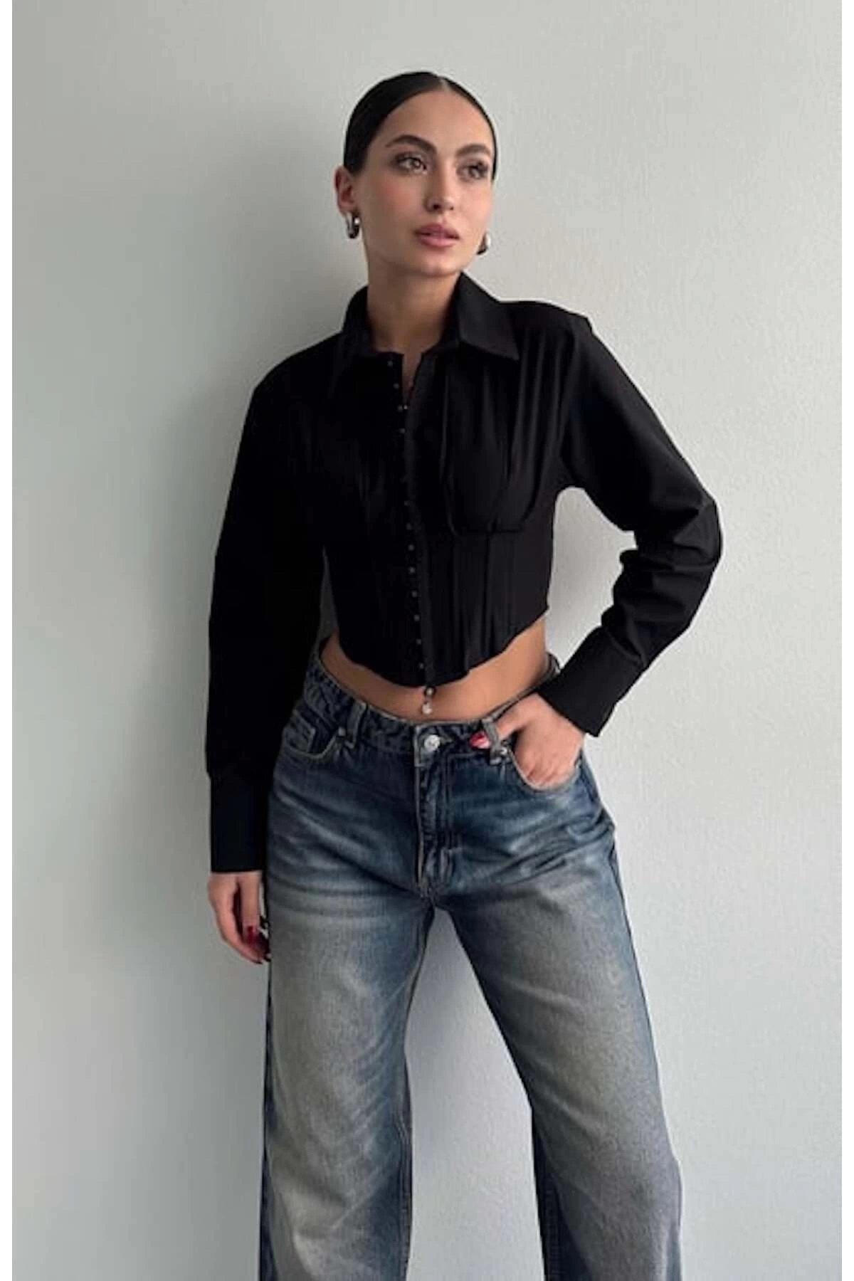 Kadın Fit Kesim Korse Detay Dokuma Crop Gömlek - Siyah