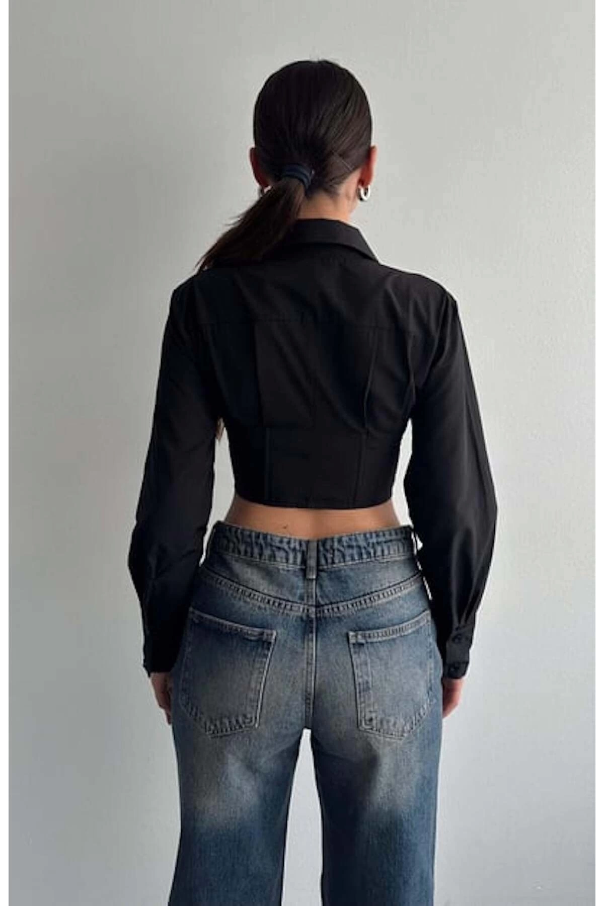 Kadın Fit Kesim Korse Detay Dokuma Crop Gömlek - Siyah