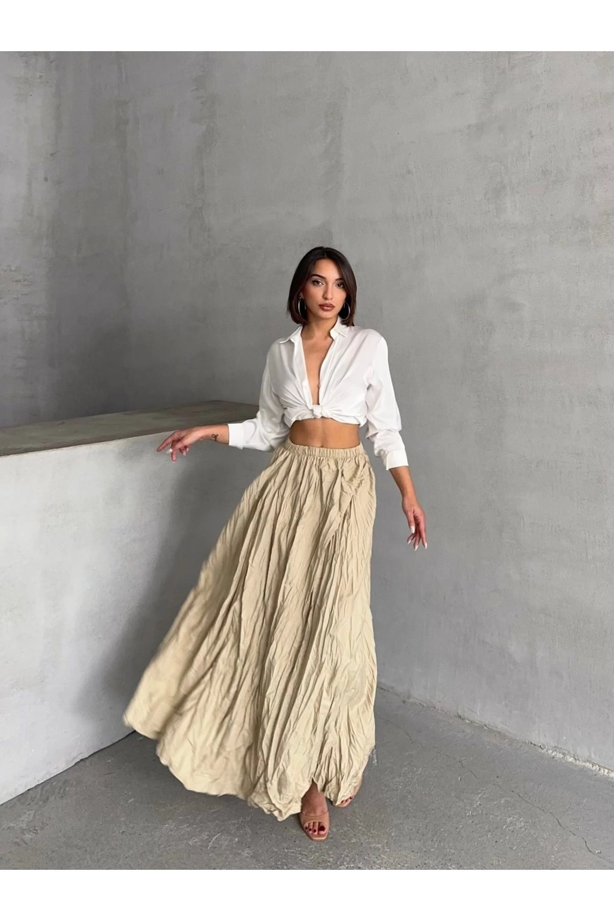Kadın Krem Yüksek Bel Kırışık Model Midi Boy Etek