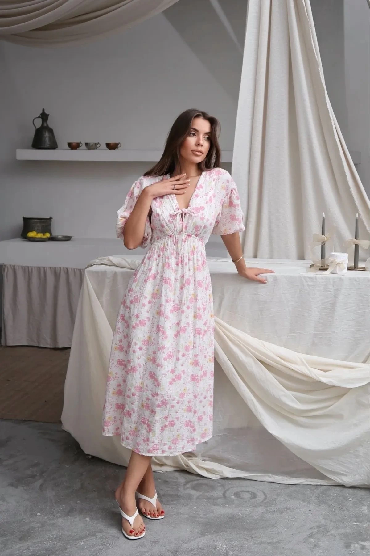 Kadın Pembe Çiçek Desenli Astarlı Yazlık Müslin Elbise