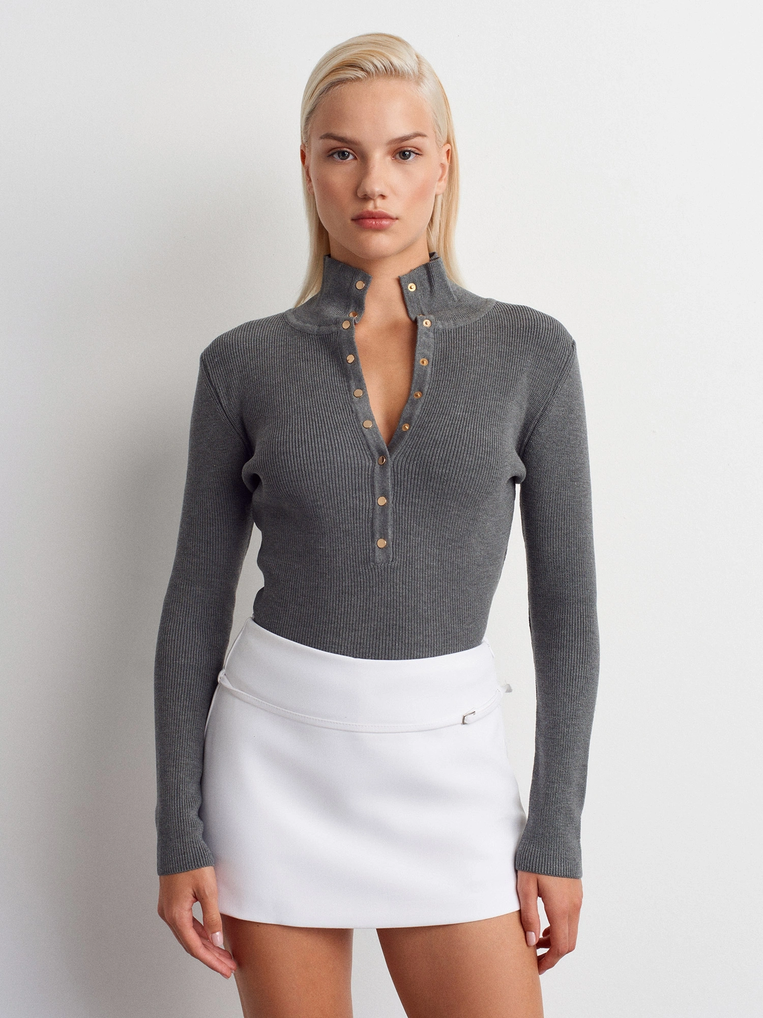 Kadın Antrasit Dik Yaka Çıtçıtlı Uzun Kol Triko Kazak