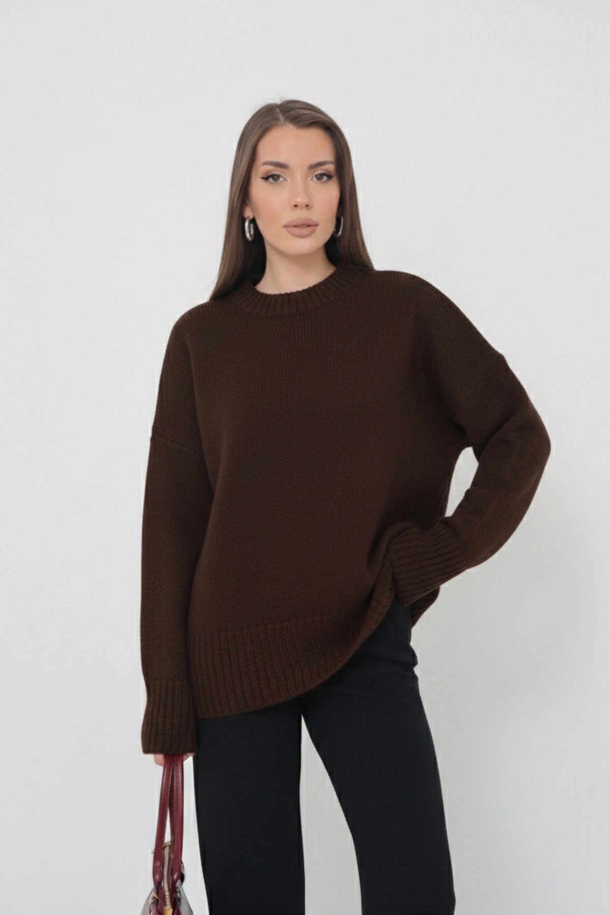 Kadın Oversize Acı Kahve Bisiklet Yaka Pamuksu Dokulu Uzun Kol Triko Kazak