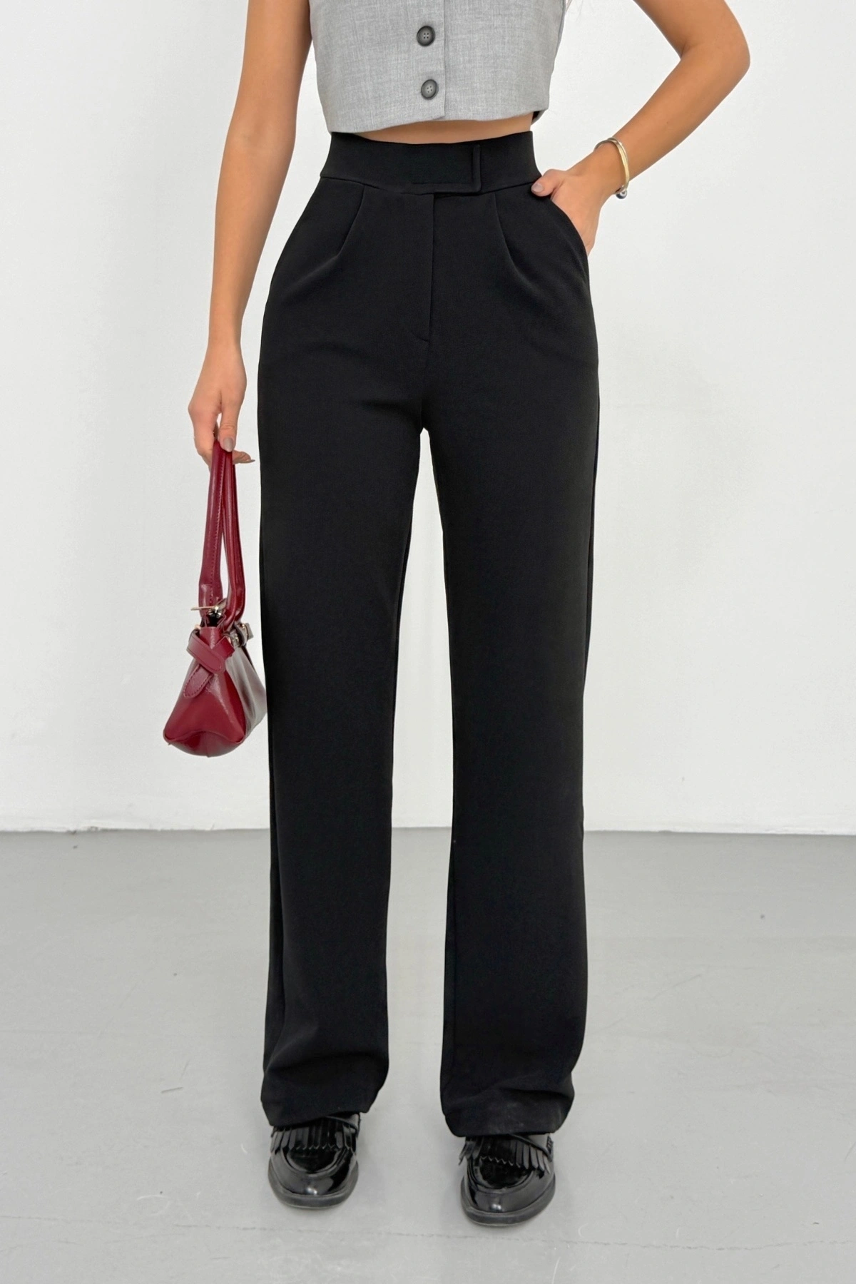 Kadın Siyah Yüksek Bel Likralı Cırt Bant Kapamalı Geniş Paça Palazzo Pantolon