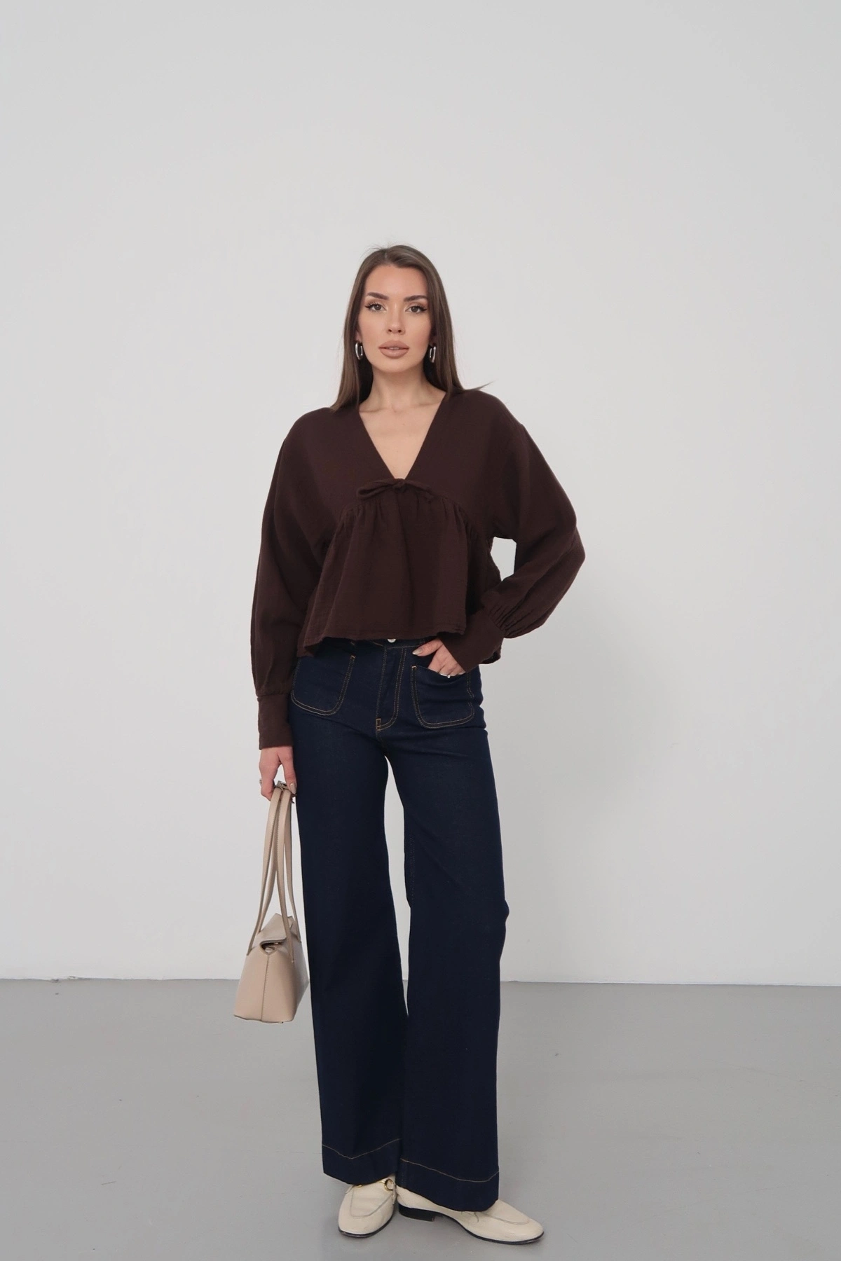 Kadın Acı Kahverengi V Yaka Önü Bağcıklı Salaş Uzun Kollu Bluz