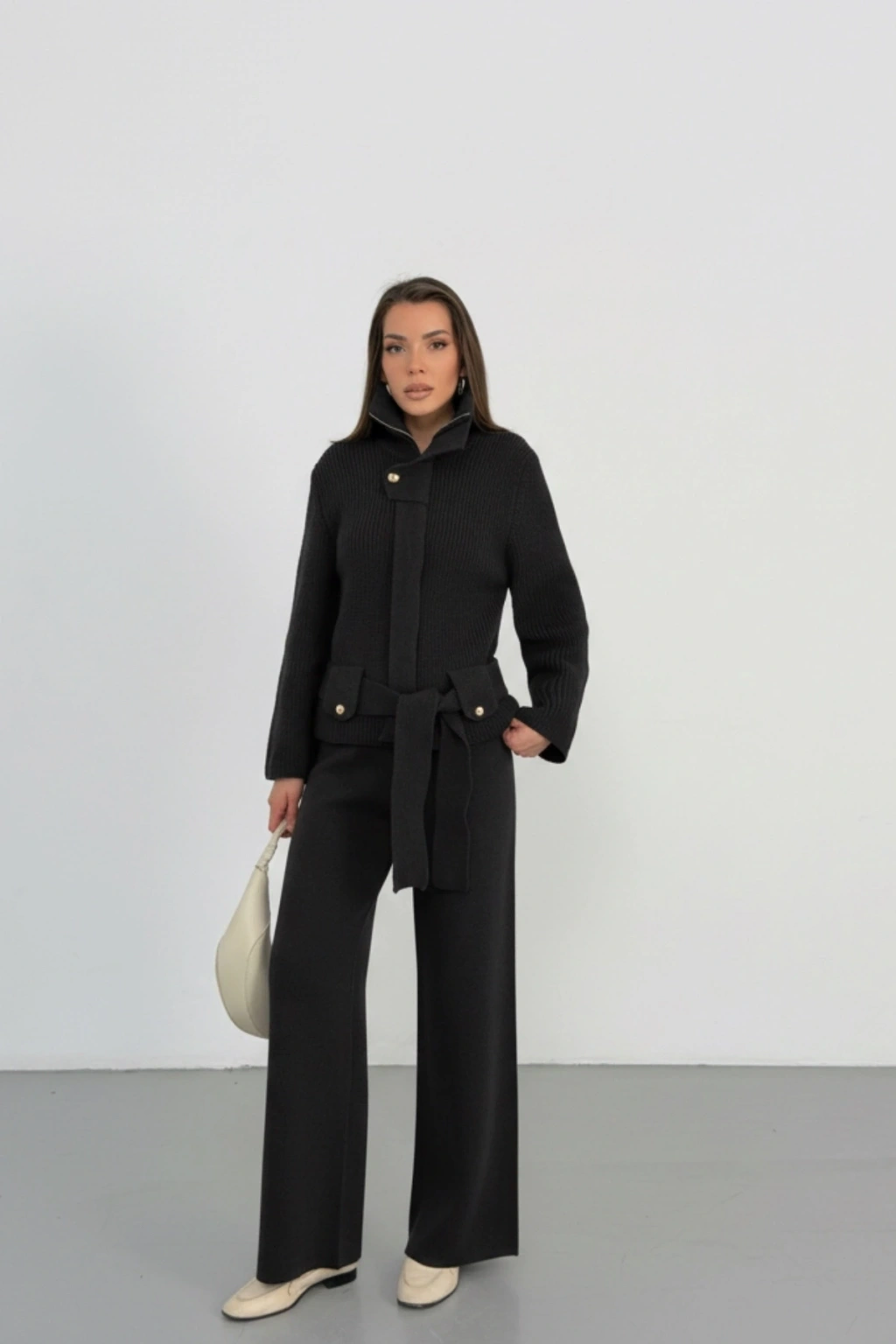 Kadın Siyah Dik Yaka Kuşaklı Premium Kalite Triko Hırka Bol Paça Pantolon Triko Takım