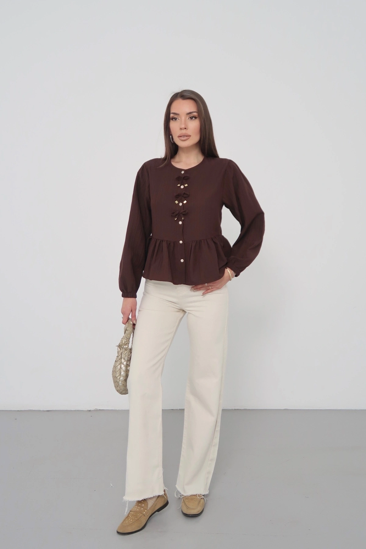 Kadın Acı Kahverengi Fiyonk Detaylı Düğmeli Uzun Kol Gömlek Bluz