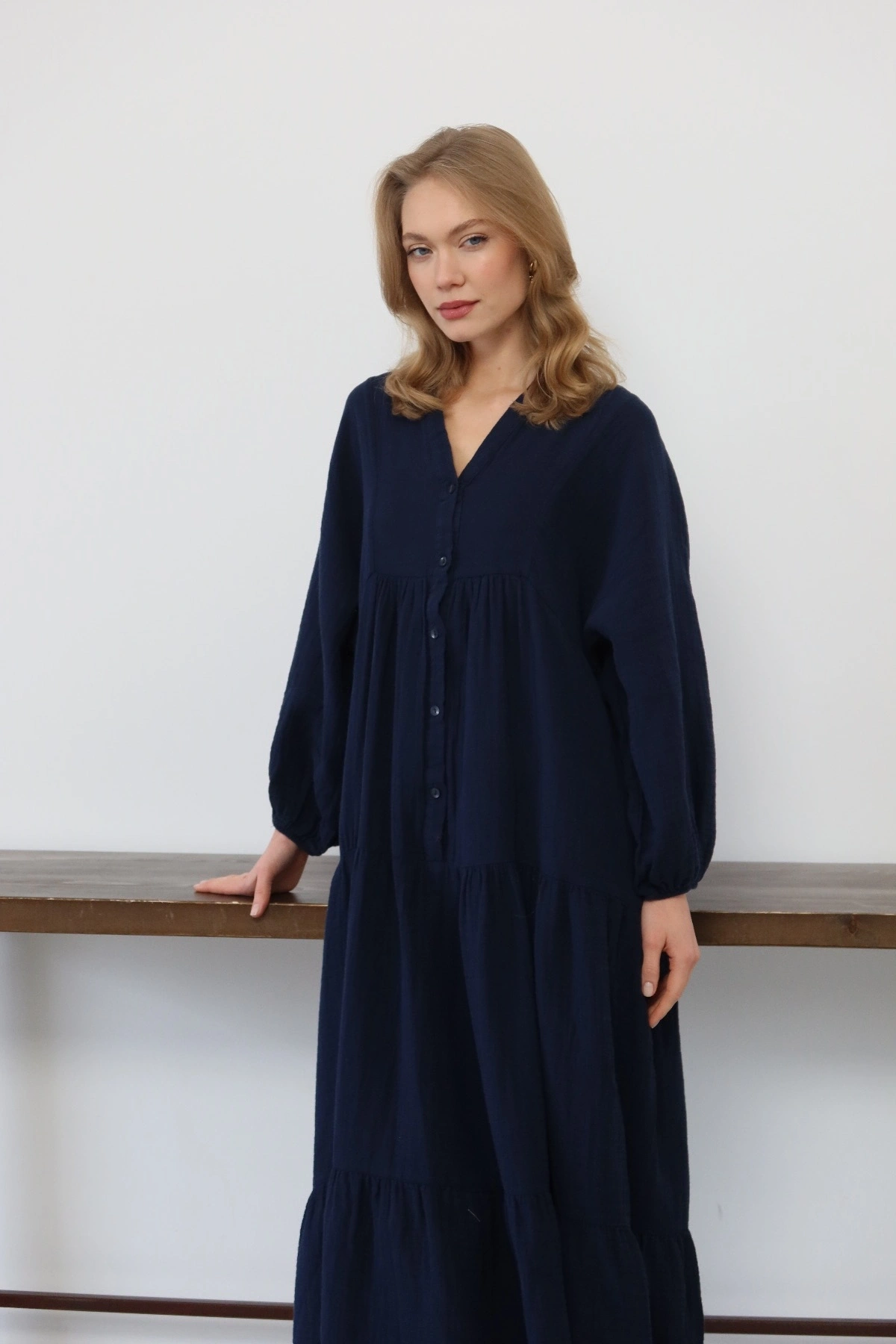 Kadın Lacivert Bohem Tarz Müslin Kumaş Rahat Kalıp Astarlı Uzun Şık Bayramlık Elbise