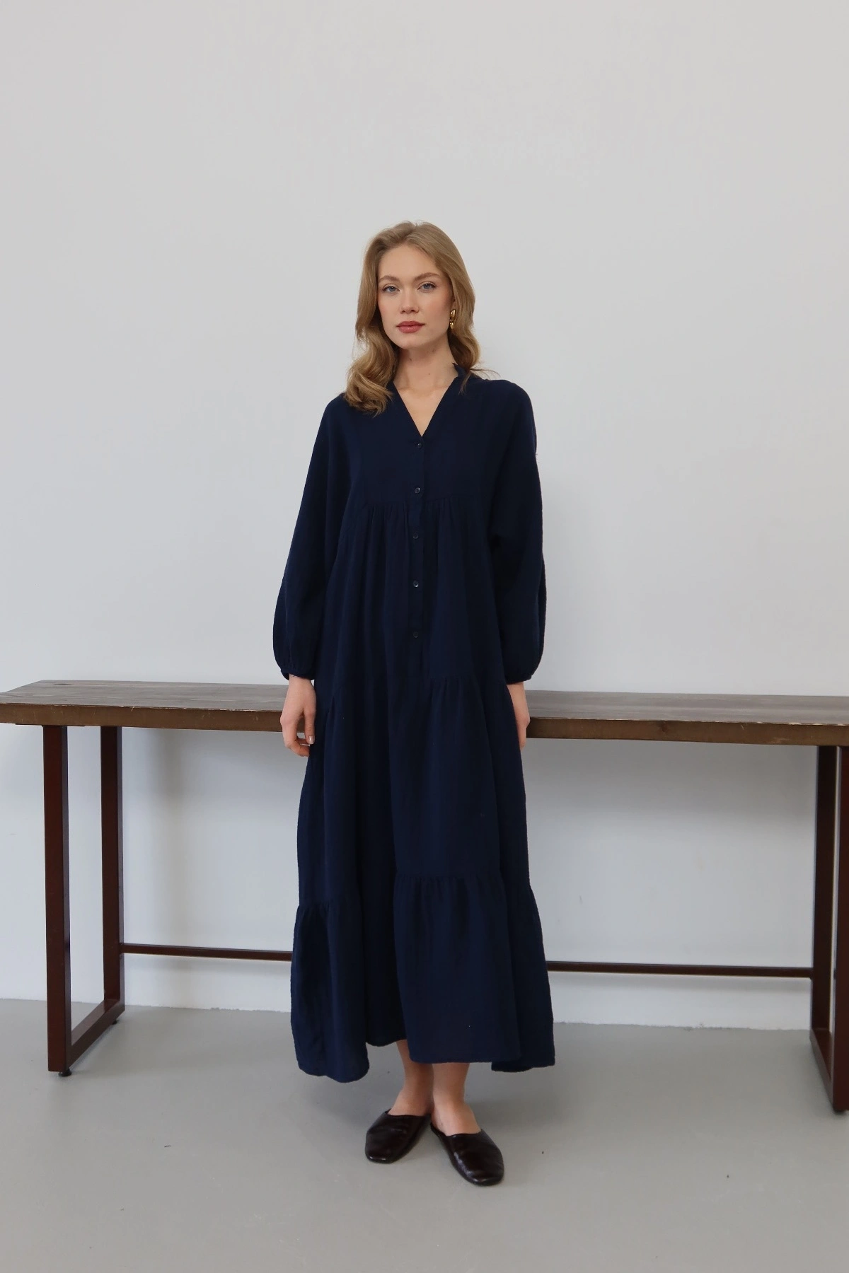 Kadın Lacivert Bohem Tarz Müslin Kumaş Rahat Kalıp Astarlı Uzun Şık Bayramlık Elbise