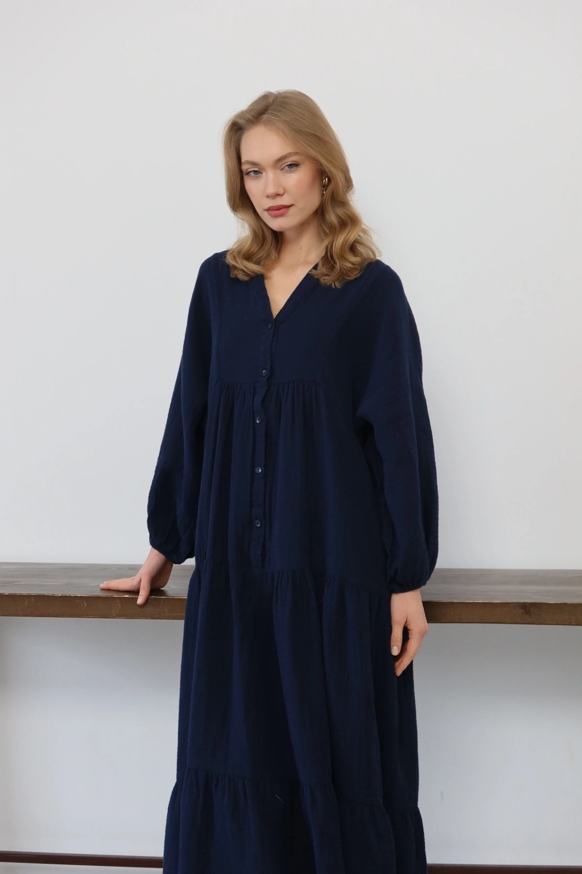 Kadın Lacivert Bohem Tarz Müslin Kumaş Rahat Kalıp Astarlı Uzun Şık Bayramlık Elbise