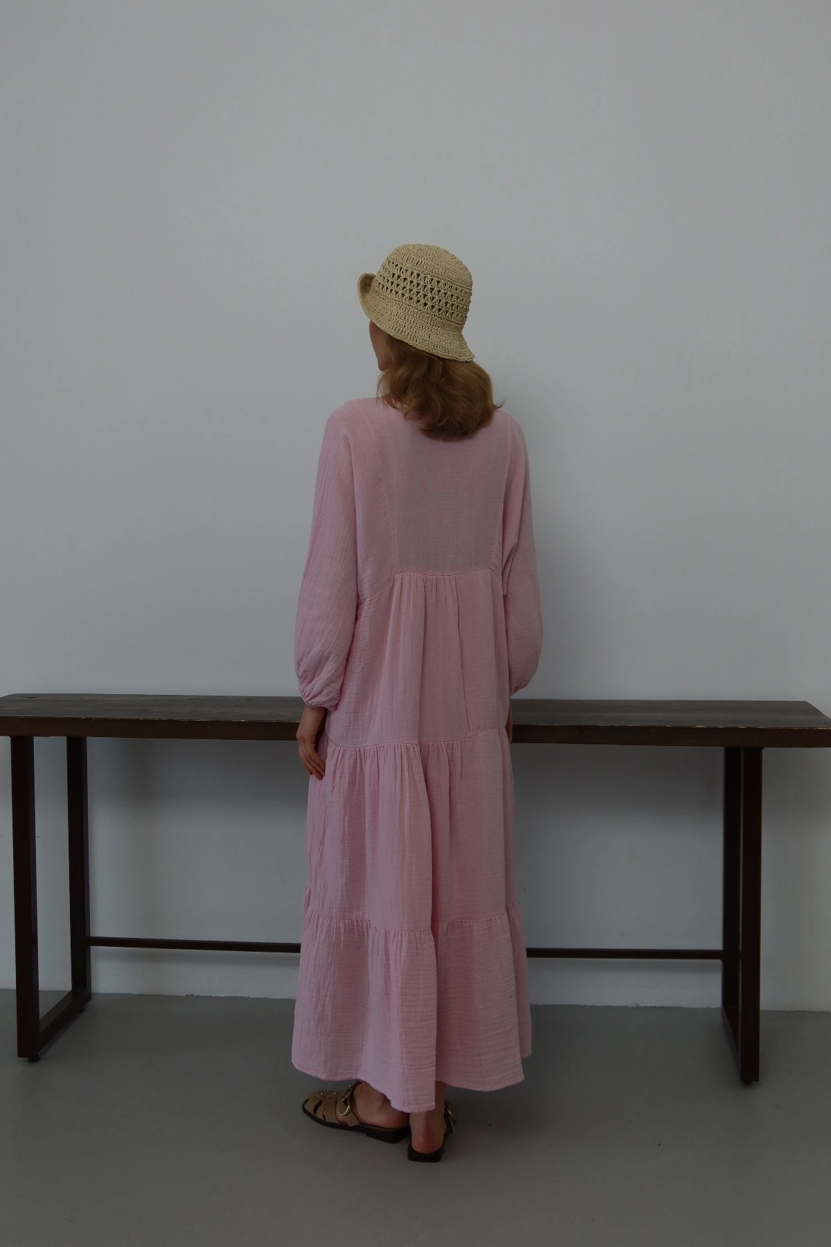 Kadın Şeker Pembe Bohem Tarz Müslin Kumaş Rahat Kalıp Astarlı Uzun Şık Bayramlık Elbise