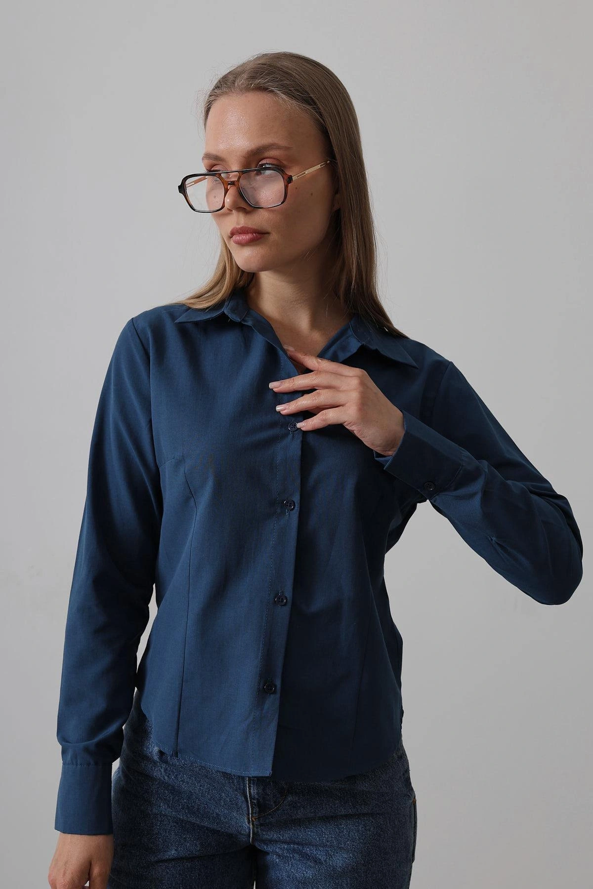 Kadın Lacivert Slim Fit Pensli Dar Kesim Günlük Şık Gömlek