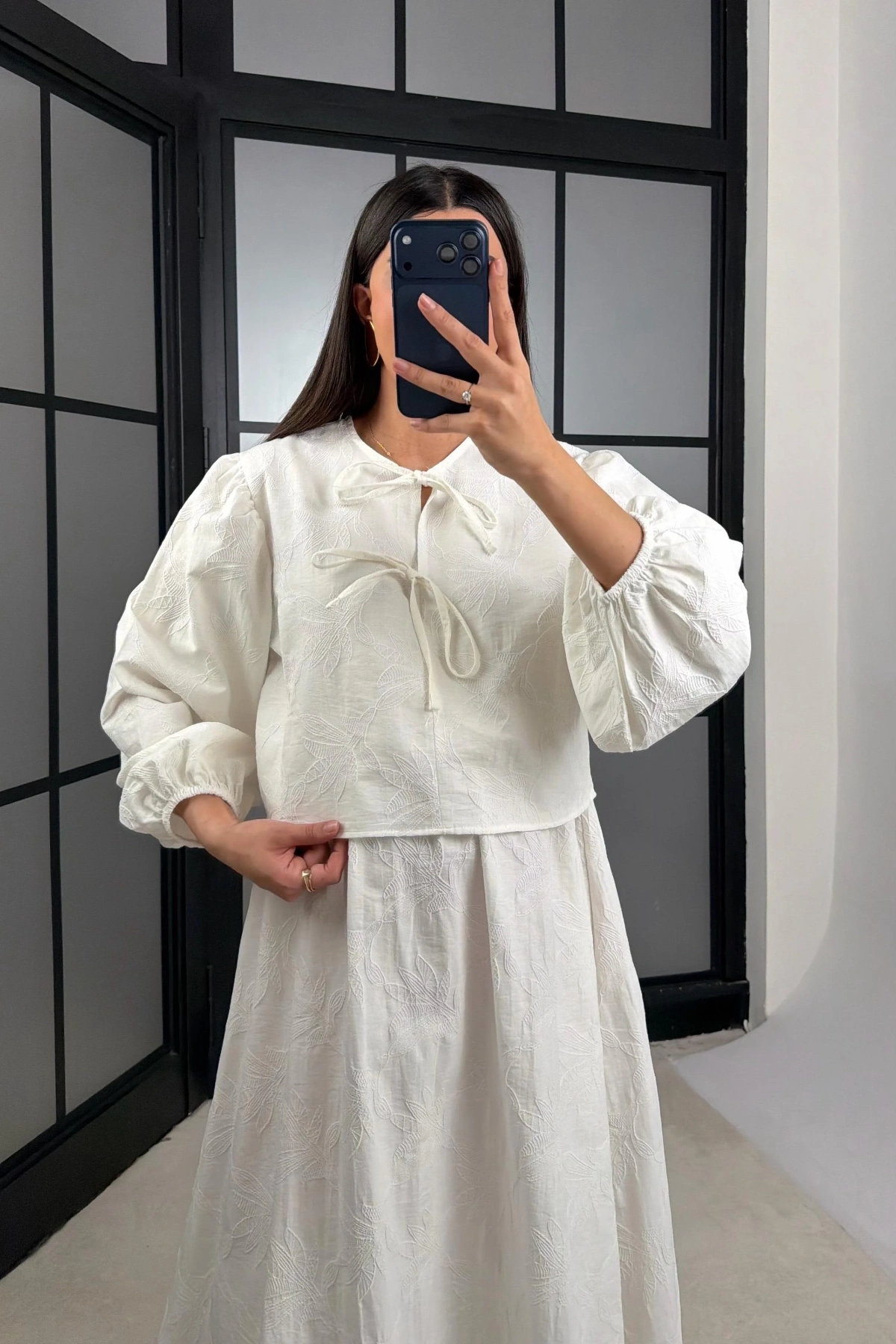 Kadın Ekru Çiçek Nakışlı Gömlek Beli Lastikli Etek Bluz İkili Takım