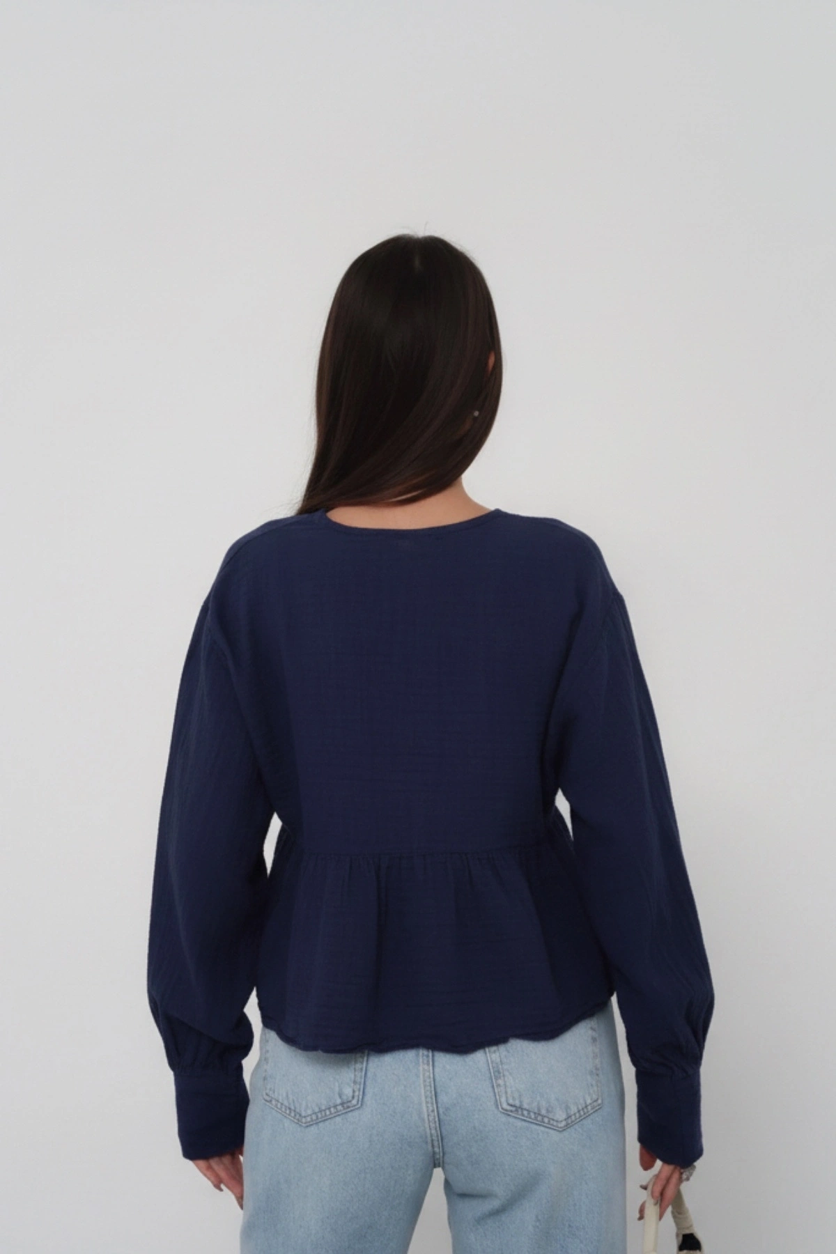 Kadın Lacivert V Yaka Önü Bağcıklı Salaş Uzun Kollu Müslin Bluz
