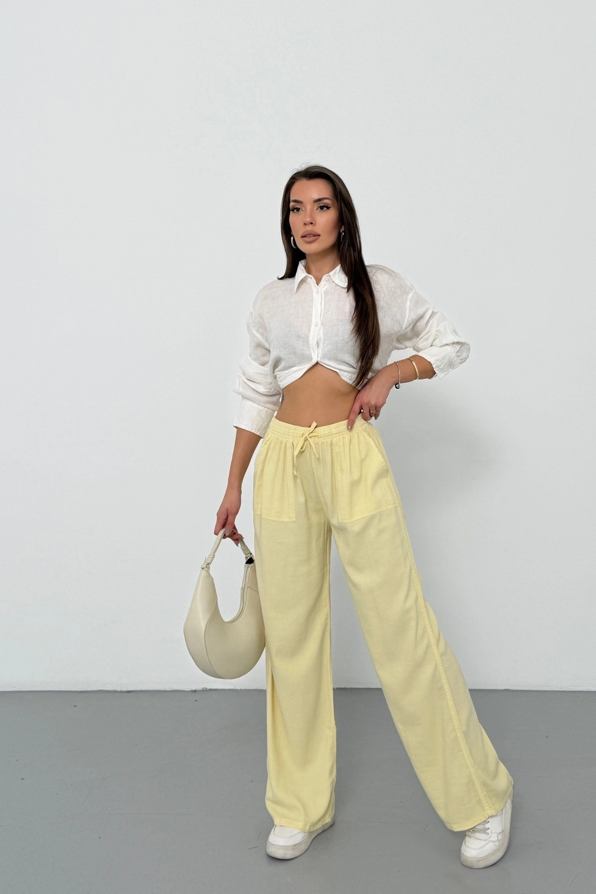 Kadın Yaz Sarısı Yüksek Bel Beli Lastikli Bağcıklı Bol Paça Geniş Kesim Şık Cepli Premium Palazzo Pantolon