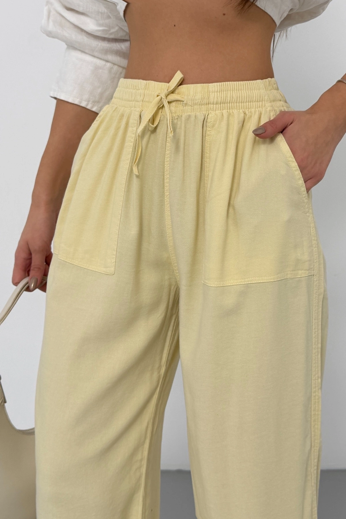 Kadın Yaz Sarısı Yüksek Bel Beli Lastikli Bağcıklı Bol Paça Geniş Kesim Şık Cepli Premium Palazzo Pantolon