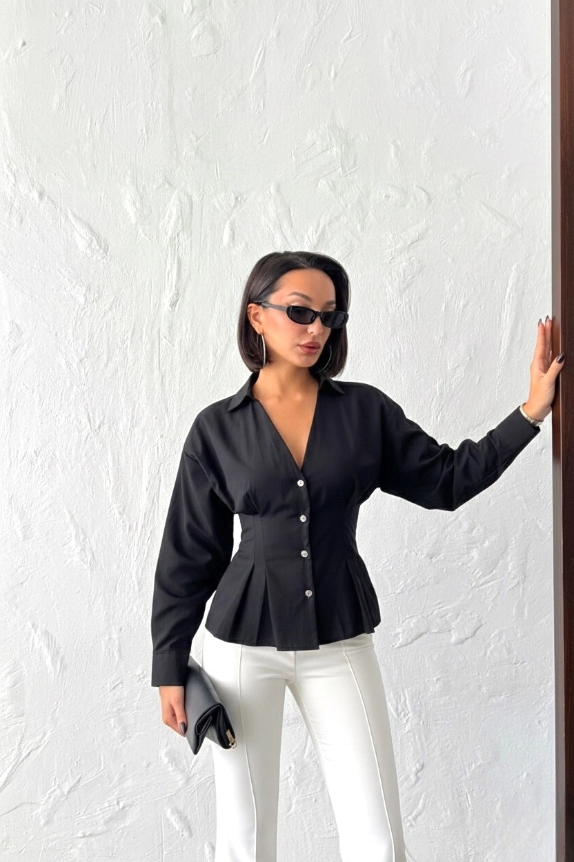 Kadın Siyah Belden Oturtmalı Pens Detaylı Beli Pileli Şık Düğmeli V Yaka Gömlek