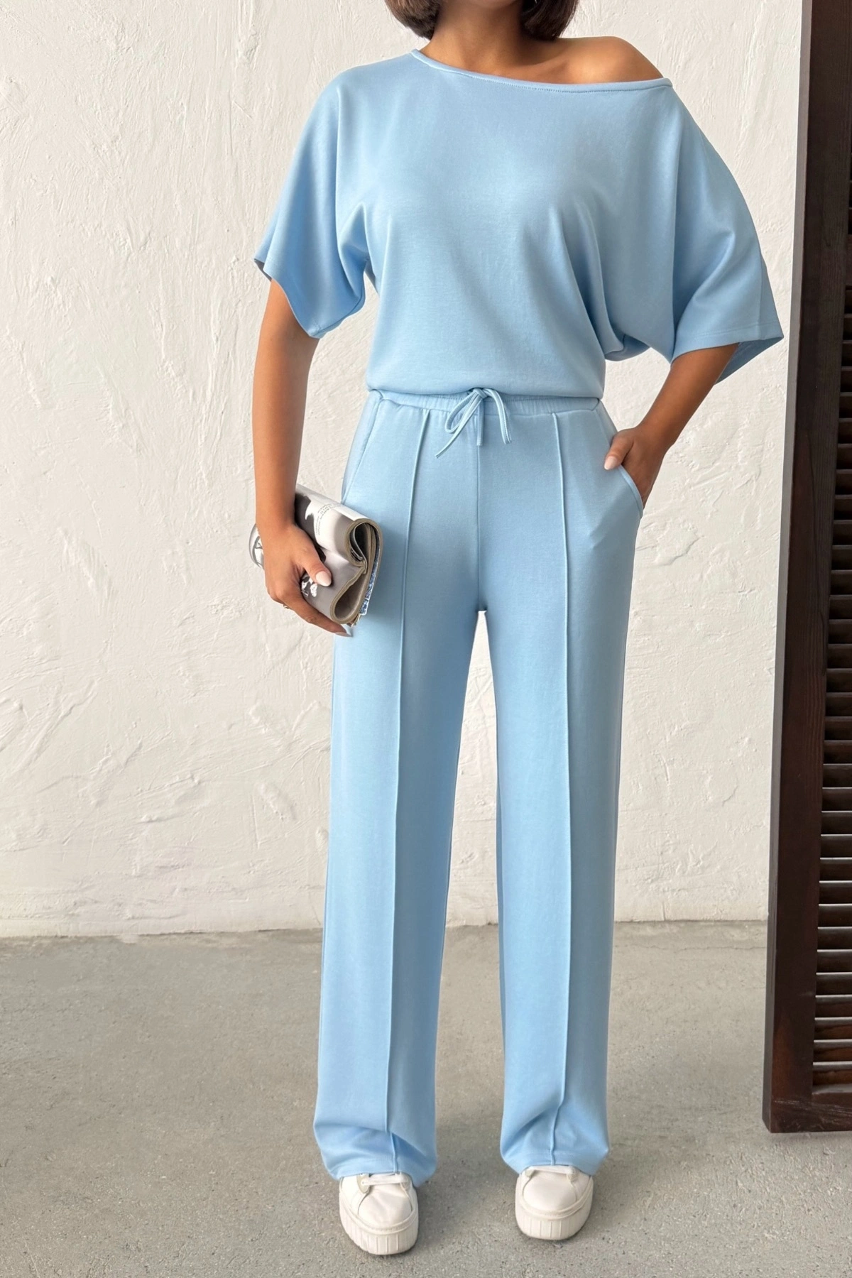 Kadın Yaz Mavisi Yumuşacık Yarasa Kol Bluzlu Beli Bağcıklı Geniş Paça İkili Takım