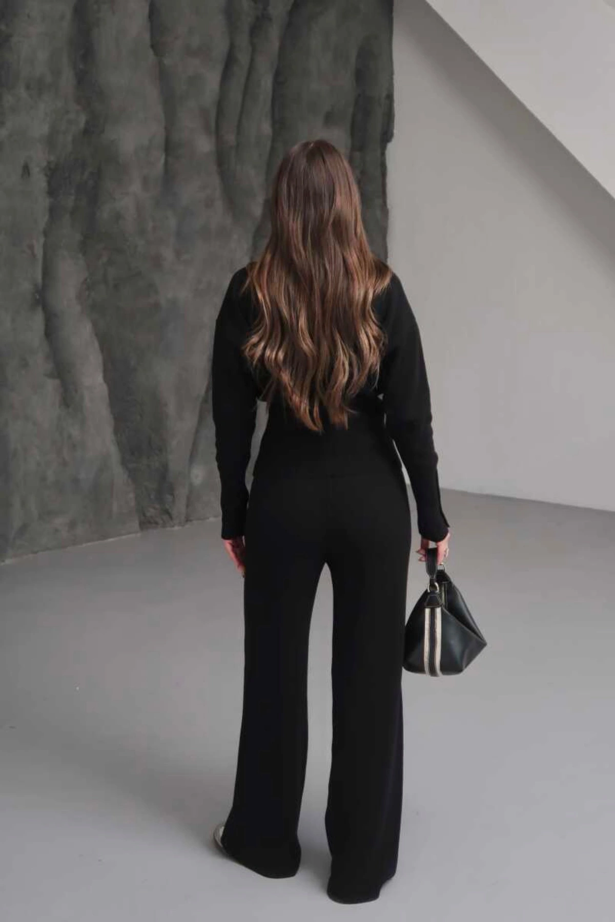 Kadın Siyah Cıtcıt Detaylı Polo Yaka Bluz Geniş Paça Pantolon Alt Üst İkili Triko Takım