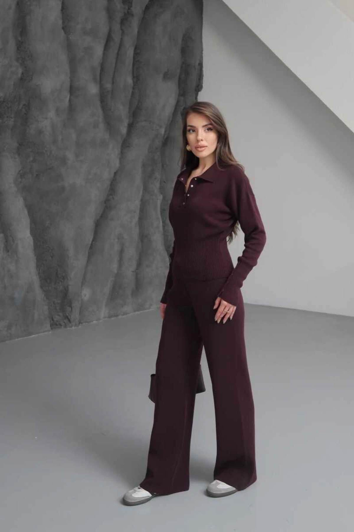 Kadın Acı Kahverengi Cıtcıt Detaylı Polo Yaka Bluz Geniş Paça Pantolon Alt Üst İkili Triko Takım
