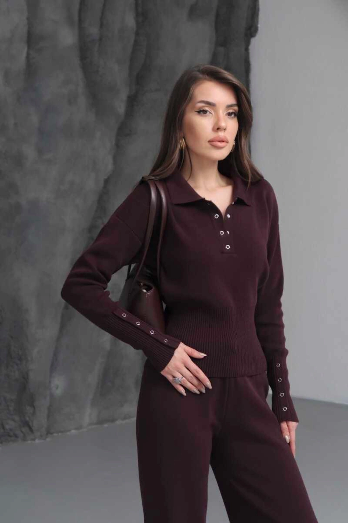 Kadın Acı Kahverengi Cıtcıt Detaylı Polo Yaka Bluz Geniş Paça Pantolon Alt Üst İkili Triko Takım