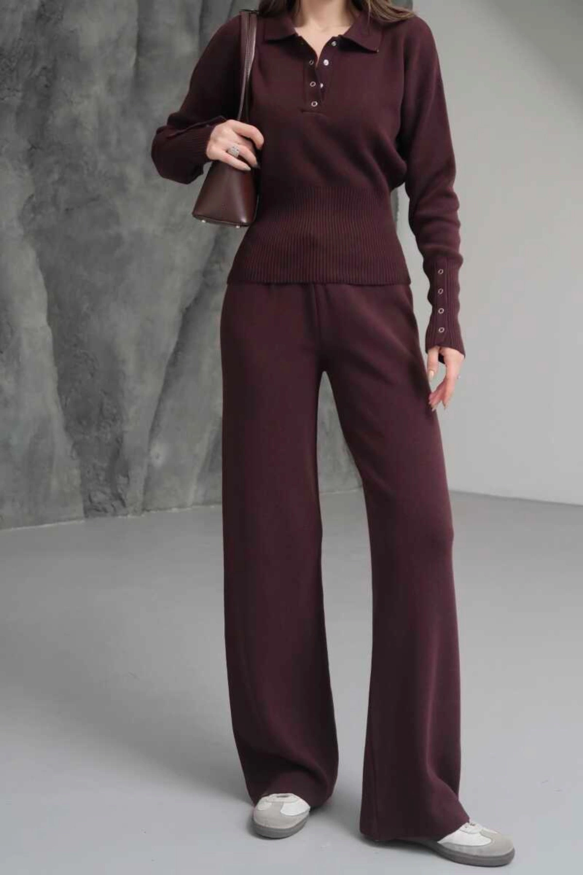 Kadın Acı Kahverengi Cıtcıt Detaylı Polo Yaka Bluz Geniş Paça Pantolon Alt Üst İkili Triko Takım