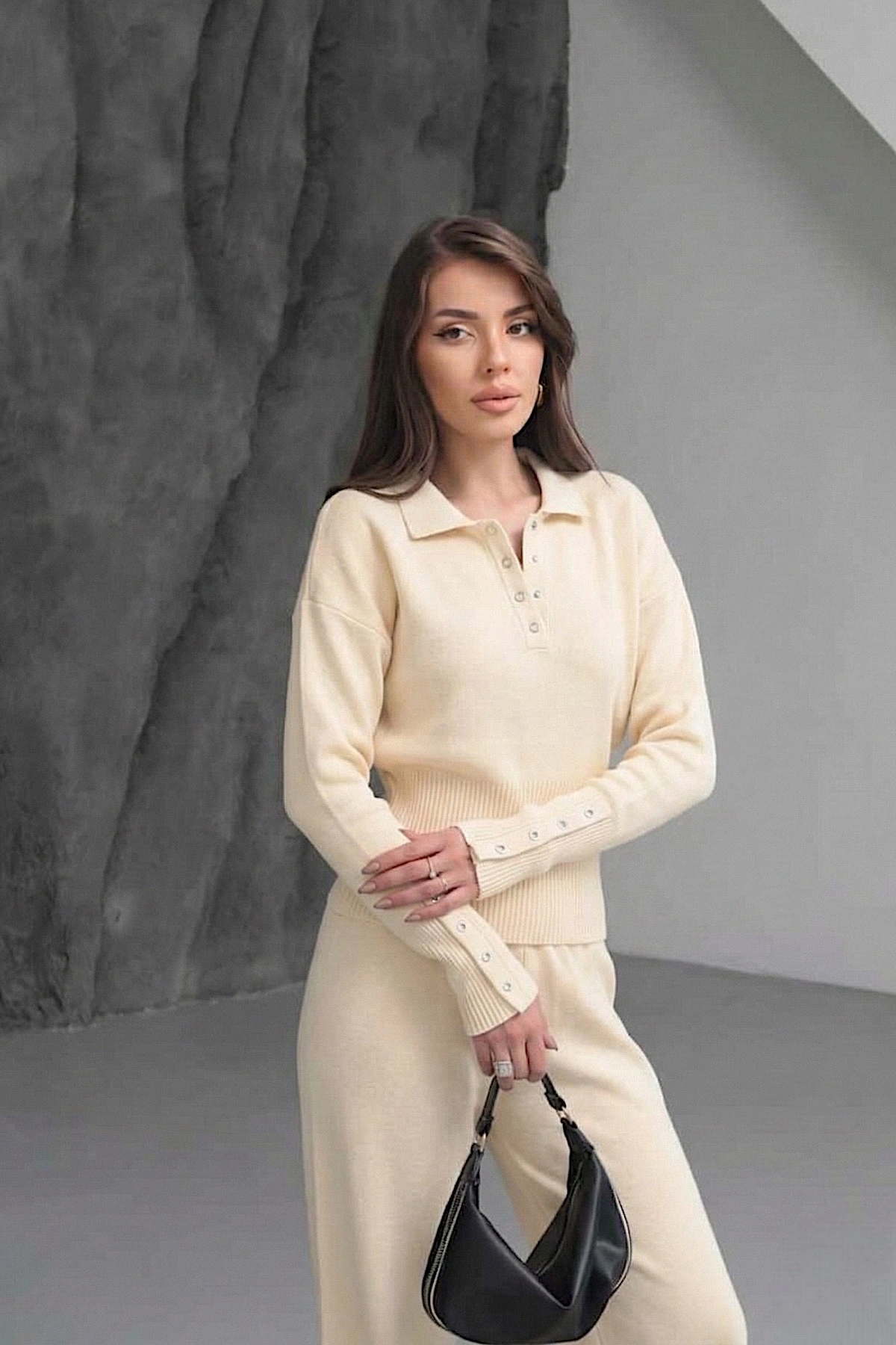 Kadın Bej  Cıtcıt Detaylı Polo Yaka Bluz Geniş Paça Pantolon Alt Üst İkili Triko Takım