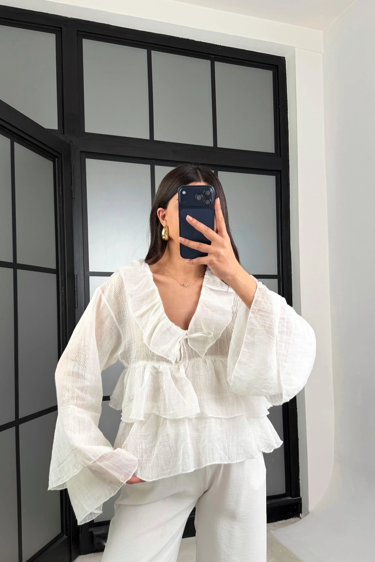 Kadın Beyaz Fırfır Detaylı Transparan Bluz