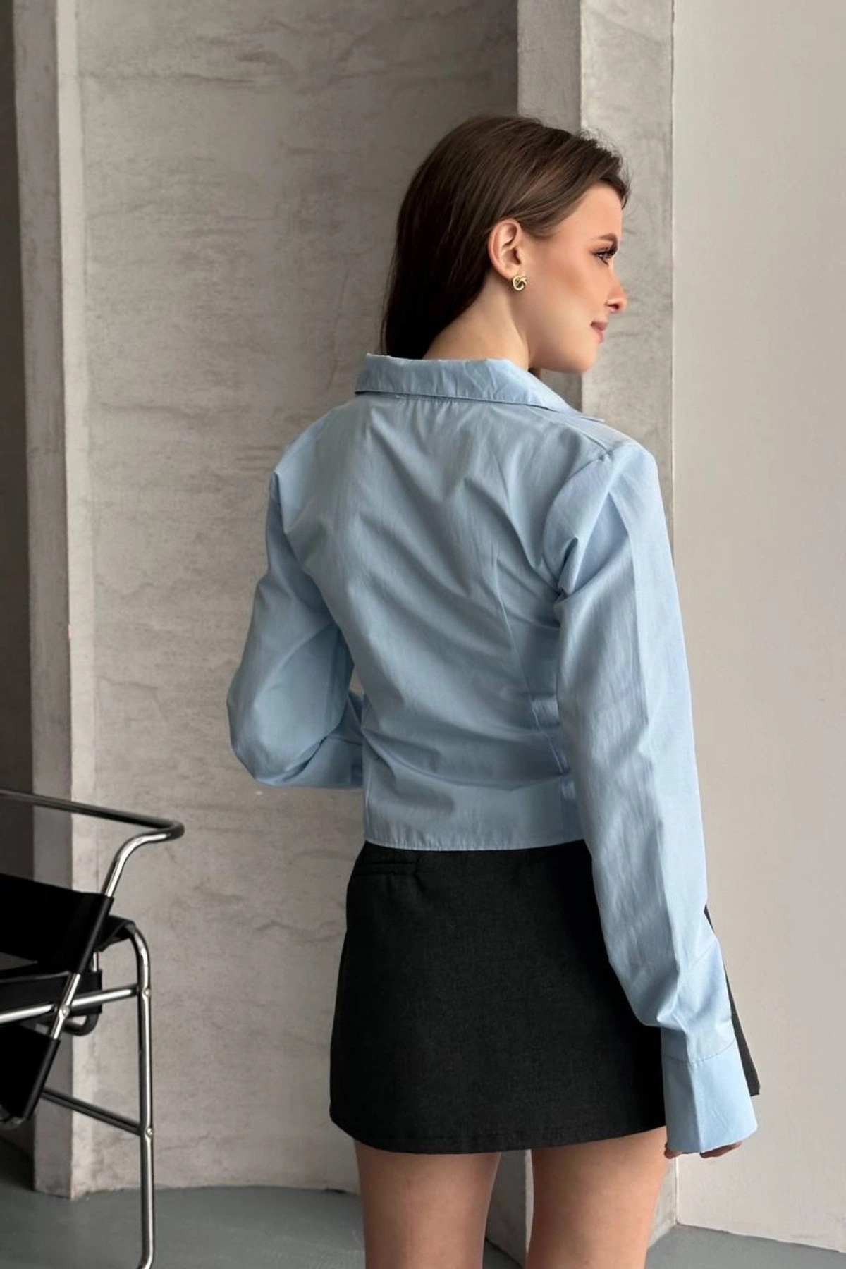 Kadın Mavi Önü Büzgülü Bel Oturtmalı Uzun Kollu Şık Gömlek