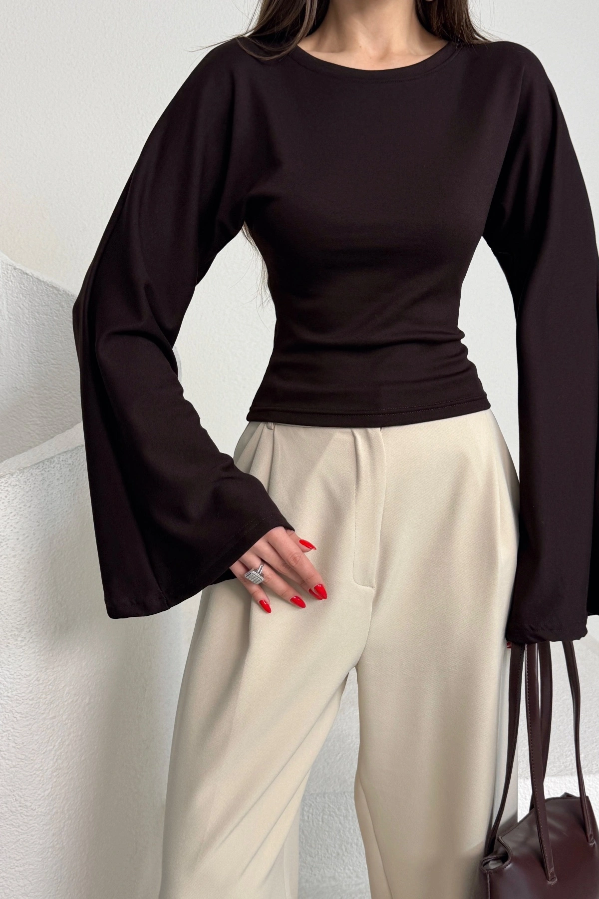 Kadın Siyah Bisiklet Yaka Uzun İspanyol Kol Yumuşacık Body Bluz