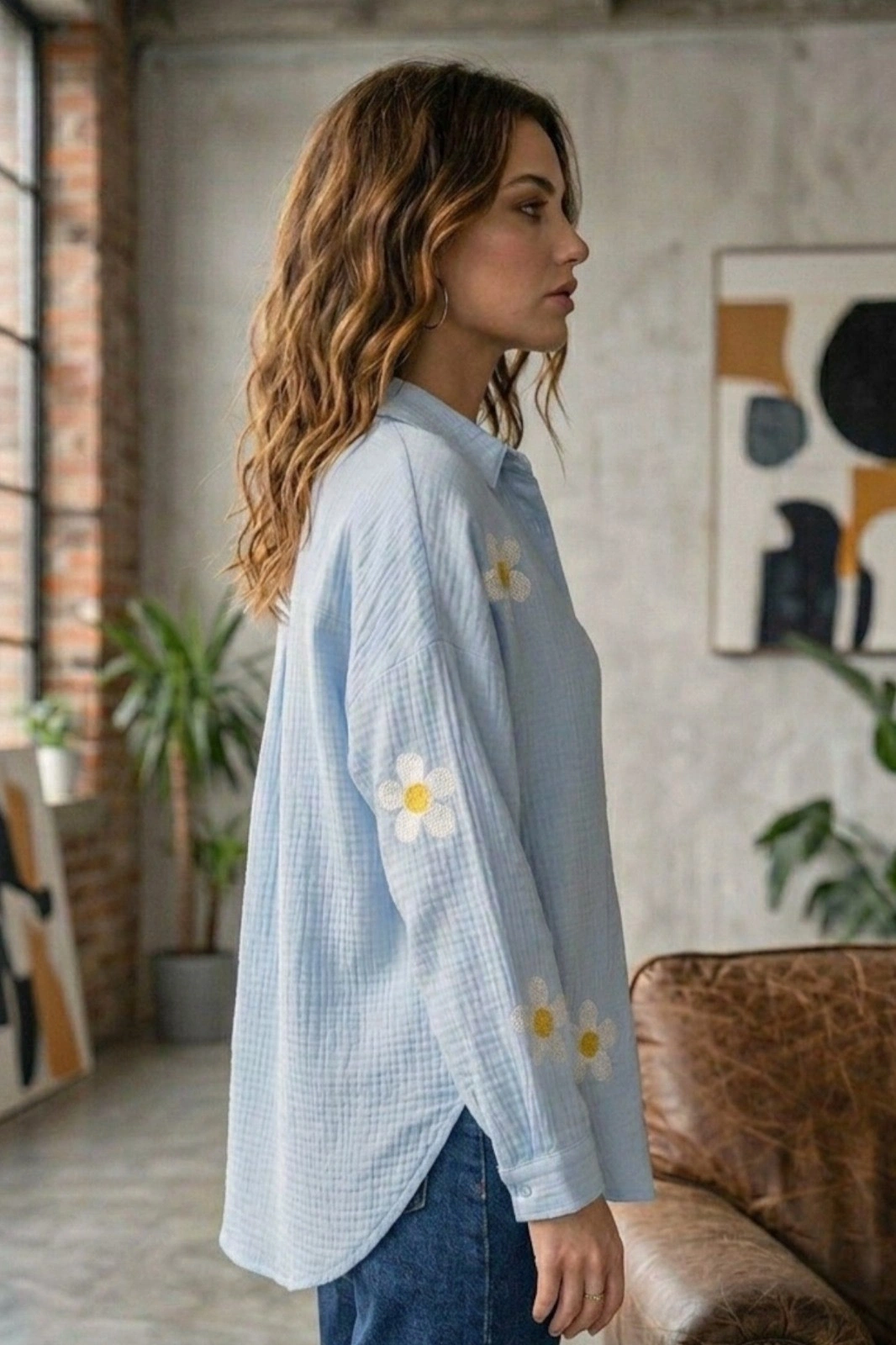 Kadın Bebe Mavisi Papatya Desenli Müslin Kumaş Uzun Kollu Oversize Gömlek