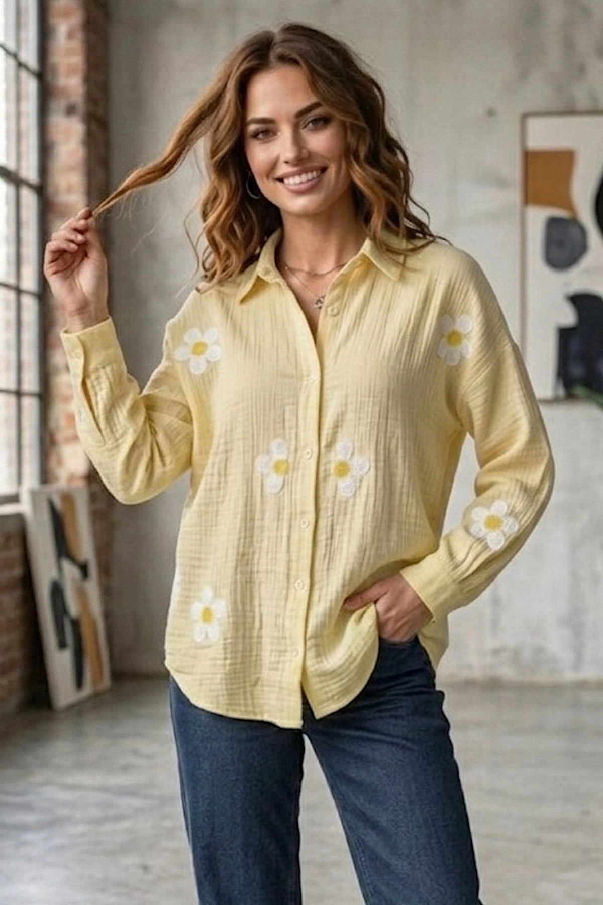 Kadın Yaz Sarısı Papatya Desenli Müslin Kumaş uzun Kollu Oversize Gömlek