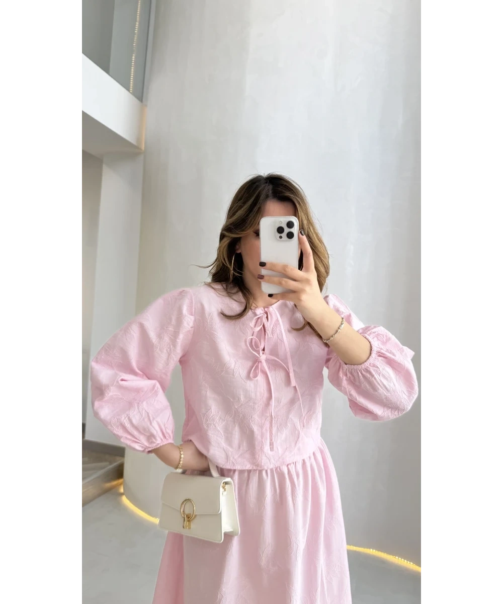 Kadın Şeker Pembe Çiçek Nakışlı Gömlek Beli Lastikli Astarlı Etek Bluz İkili Takım