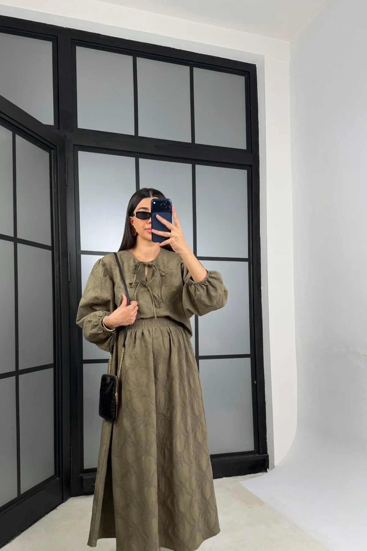 Kadın Haki Çiçek Nakışlı Gömlek Beli Lastikli Astarlı Etek Bluz İkili Takım